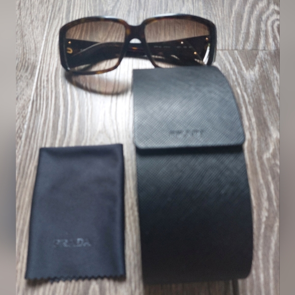 Prada sunglasses with case and cloth. Earth tones Brown tan - Picture 4 of 11